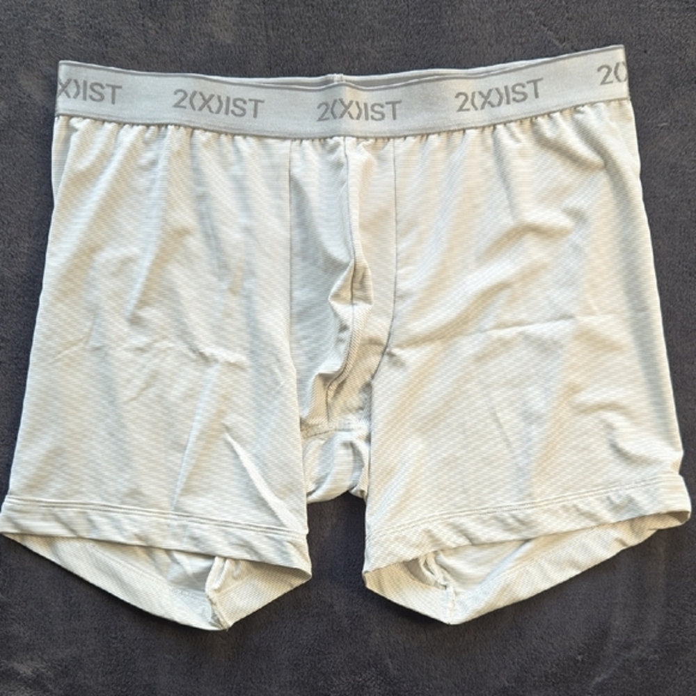 2xist Silver and White Boxer Briefs Soft Stretchy Comfort